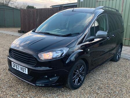 FORD TRANSIT COURIER 1.5 TDCi Sport