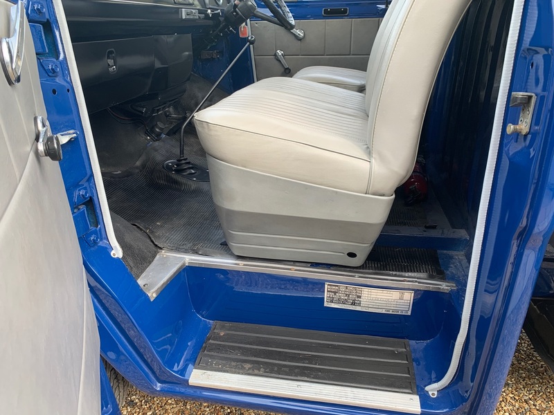 FORD TRANSIT DROPSIDE